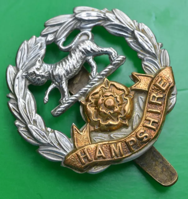 Hampshire Regiment  ~ Bi Metal Cap Badge ~ FN Birmingham