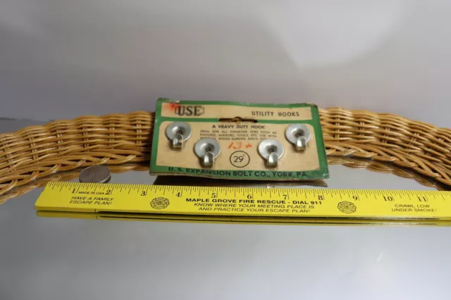 Vintage Use Utility Hooks 4 Hooks On Original Store Card U S Expansion Bolt Co 2