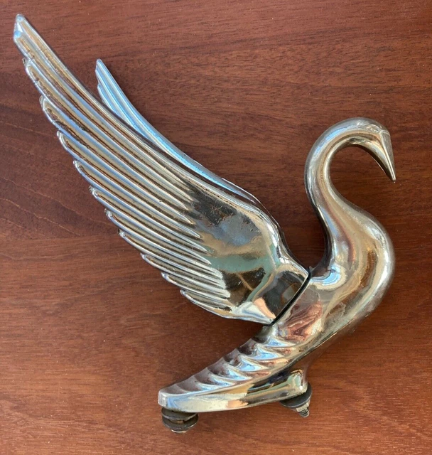 UAT Chrome Swan Hood Ornament With Blue Windrider Wings – Bugler Style For Peterbilt, Kenworth KW, FL