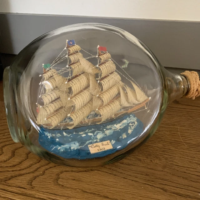 VINTAGE CUTTY SARK SCHOONER SHIP  scottish Haig WHISKEY BOTTLE