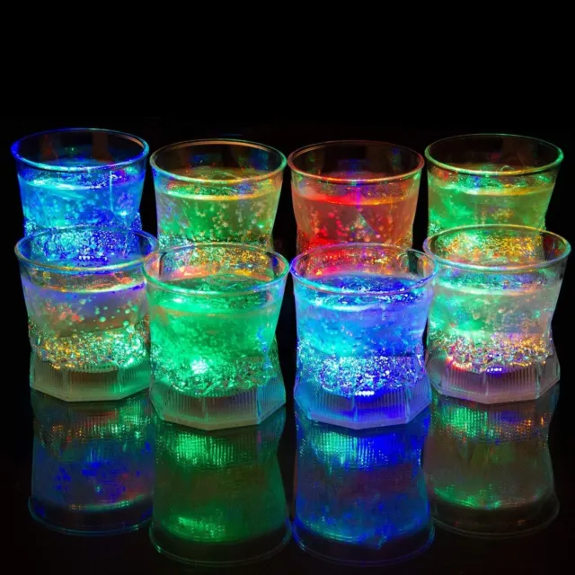 https://www.picclickimg.com/IGkAAOSwl8hlhQc3/Liquid-Activated-Multicolor-LED-Old-Fashioned-Glasses.webp