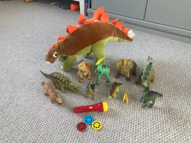 Dinosaur Bundle: Cuddly Stegosaurus, Dino Figures + Torch with Dino projection