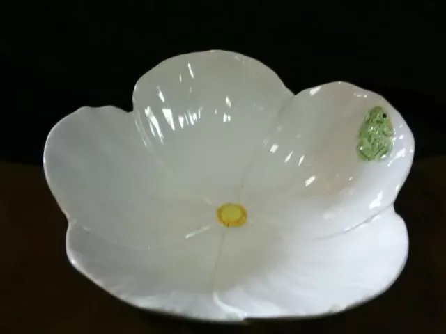 Beautiful Vtg. Majolica Italian Art Pottery Sculptured Flower Bowl w/Frog,Italy