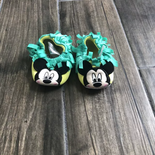 Disney Mickey Mouse water shoes yellow green size 12-18M