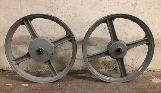 4M51-5A772 PONTE ASSALE POSTERIORE CON BRACCI OSCILANTI DISCHI FRENO E