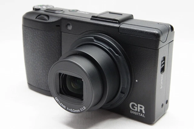 "2,240 shots" RICOH GR DIGITAL III 10.1 MP Digital Camera Black #230127s 2