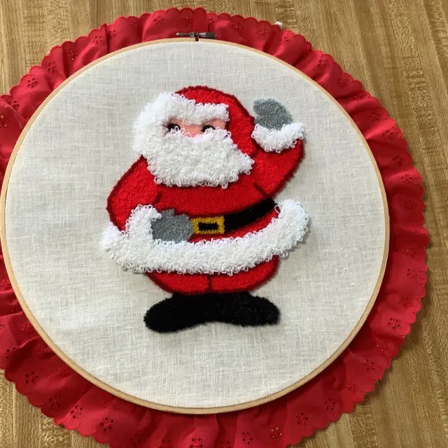 Aguja perforadora Vintag 15"" imagen completa de Santa Claus bordado de Navidad crewel