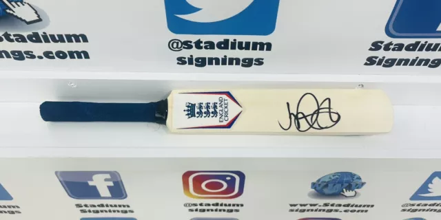 Joe Root Signed Mini Cricket Bat / England Cricket / COA