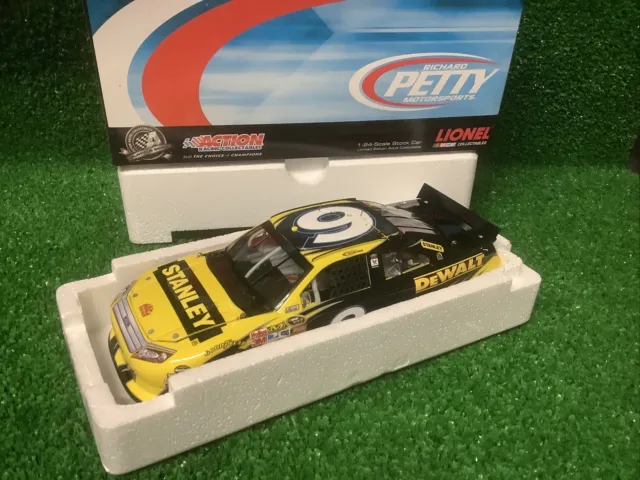 1:24 2011 Ford Fusion NASCAR Marcos Ambrose Stanley Tools 1877 Made