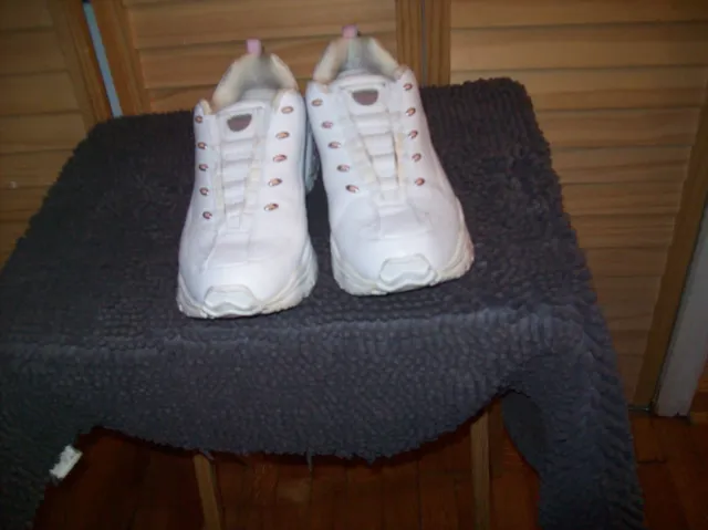 Skechers Womens Sport Premium 1728 White Casual Shoes Sneakers Size 11