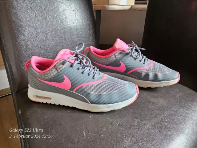 Girly Nike Thea Gr. 38,5 Getragen Guter Zustand Sammler Und Liebhaber 🤩