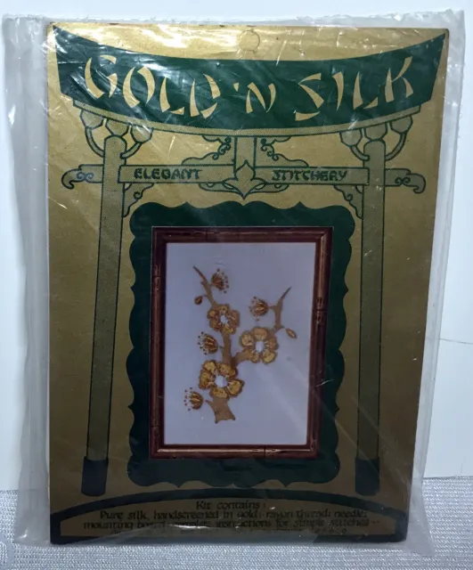 "Kit de bordado de costura de oro y seda flores de ciruela selladas 5"" x 7"