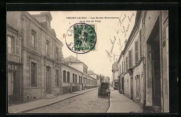 CPA Choisy-le-Roi, Les Ecoles Municipales et la rue de Vitry 1907