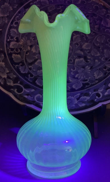 Uranium Glass Ruffled Top Bud Vase 6.75”Depression Glass Hand Blown Swirled Ribs