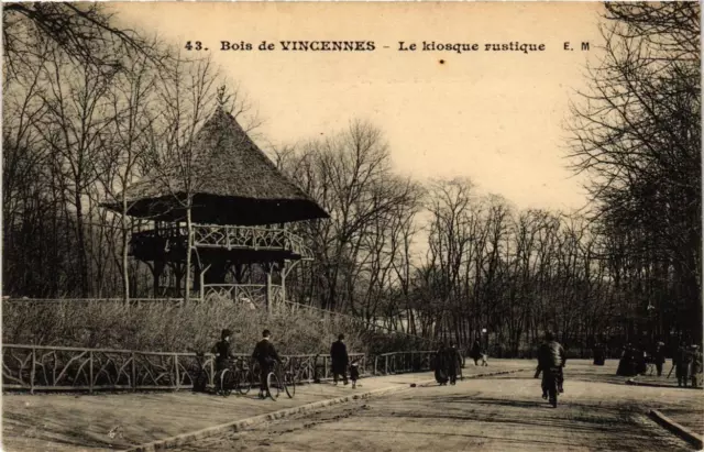 CPA PARIS 12th Bois de VINCENNES Le kiosque rustique (672656)