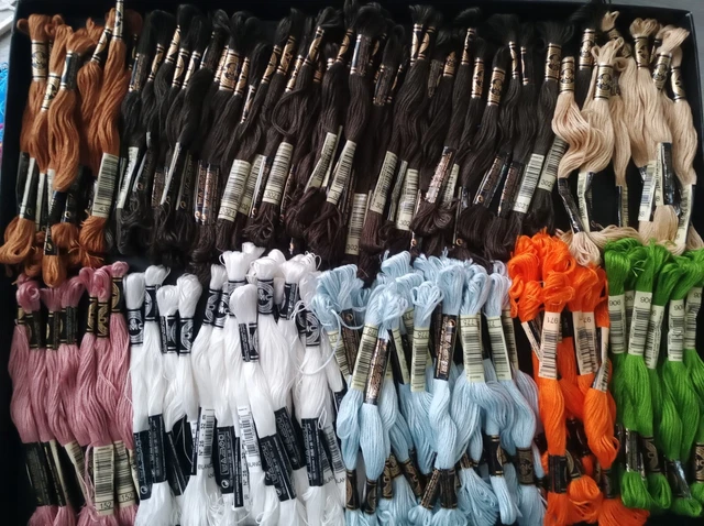 Lot De 11 Fils à Broder Pailletés – 8 M Par Couleur, Métalliques, Pour Point De Croix Et Loisirs Créatifs