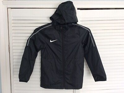 Nike Boys Black Lined Hooded zip up lightweight jacket size S (128-137cm). New