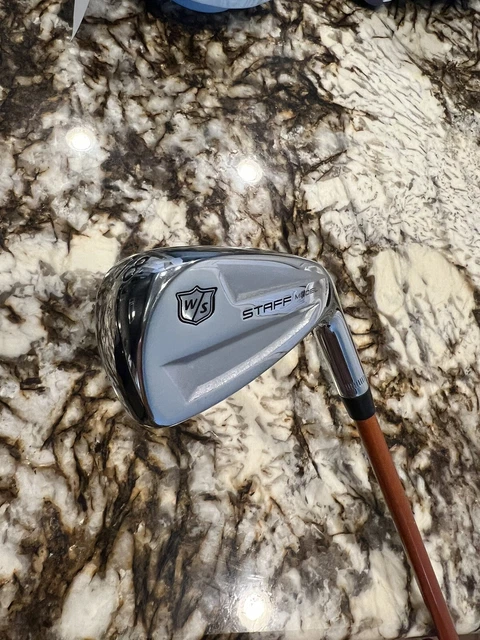 WILSON STAFF MODEL Utility 18 Degree 2 Iron Graphite Design Tour