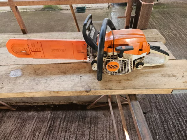 Stihl MS261 Chainsaw 18" - Spares or repairs