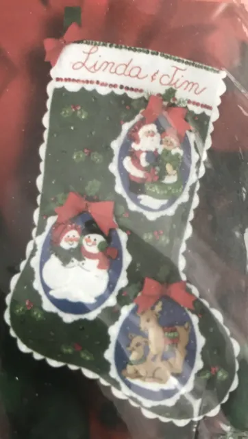 Bucilla Felt Stocking Kit Romantic Couples Santa Mrs Claus Snowman Deer 85012