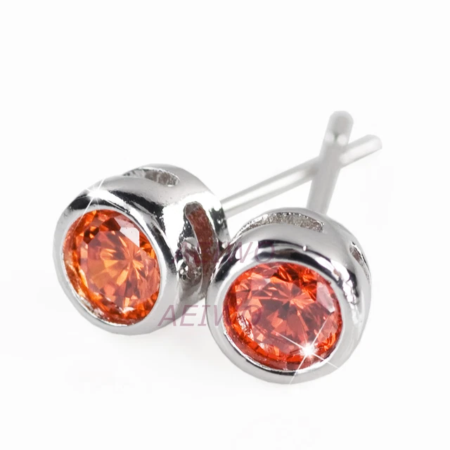 Earrings Stud 9K Gf 9Ct White Gold Filled Red Crystal 5Mm 0.25Ct