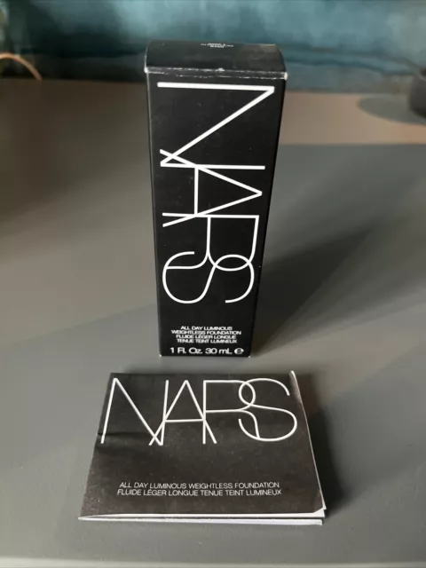 NARS Ganztägig leuchtende schwerelose flüssige Foundation 30ml dunkel 4 Khartum - Neu