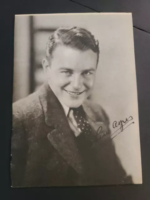 Lew Ayres Actor Signed Autograph 5" x 7"  Photo Picture
