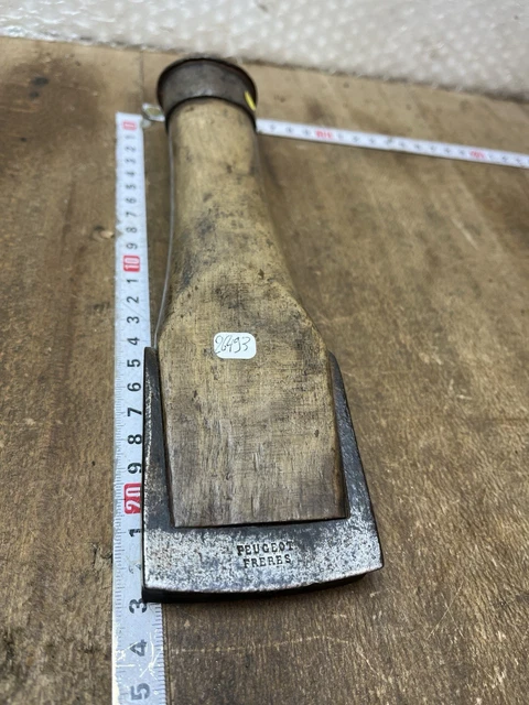 N° 32 OLD tool OUTIL ANCIEN BIDON D’huile VERSEUR D'HUILE FER BLANC