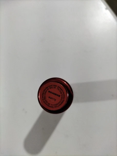 "Rougenie"" Lápiz labial Rojo Jabón y Gloria Sexy Madre Pucker - Mate - Vegano