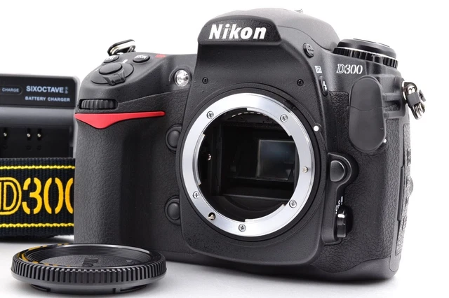 Nikon D300 12.3MP Digital SLR Camera Body 860 shots from Japan Charger Strap Cap
