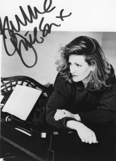 Barbara Dickson Autograph, Singer, Actress, Songwriter