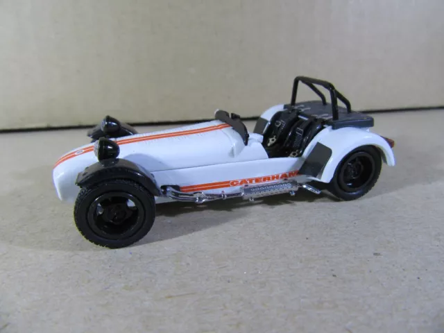 923W Kyosho 03156W Caterham Superlight R500 Super Seven Skirt 2007 1:43