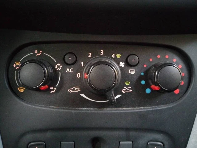 comando riscaldamento per DACIA LOGAN 2004 2429486