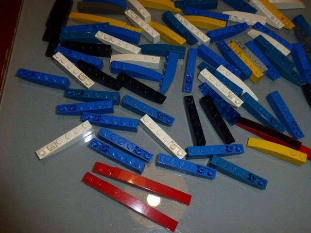 Lego Lot De 89 Tuiles Longues, Normales Et Inversees, Tbe 2