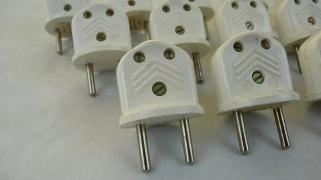 original alter Stecker aus Bakelit für Radio usw. - unbenutzter Zustand 2