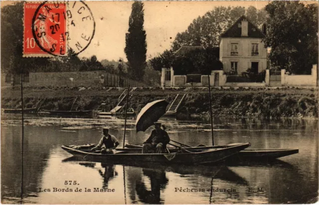 CPA Les Bords de la Marne - Pecheurs Endurcis (1352797)