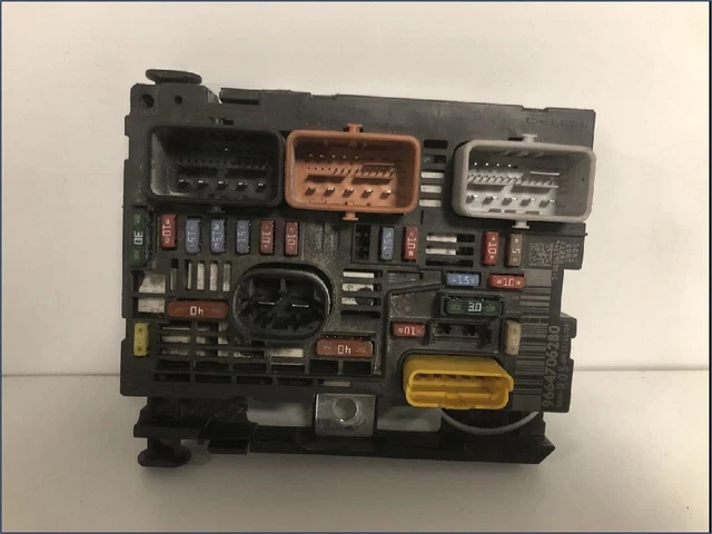 BOITE A FUSIBLES Peugeot 308 I Phase 1 5P 6580 Ne EUR 80,00 - PicClick FR