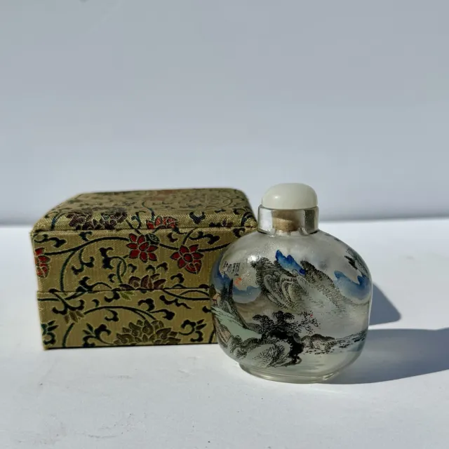Fine Vintage Chinese Inside Painted Glass Snuff Bottle 3”