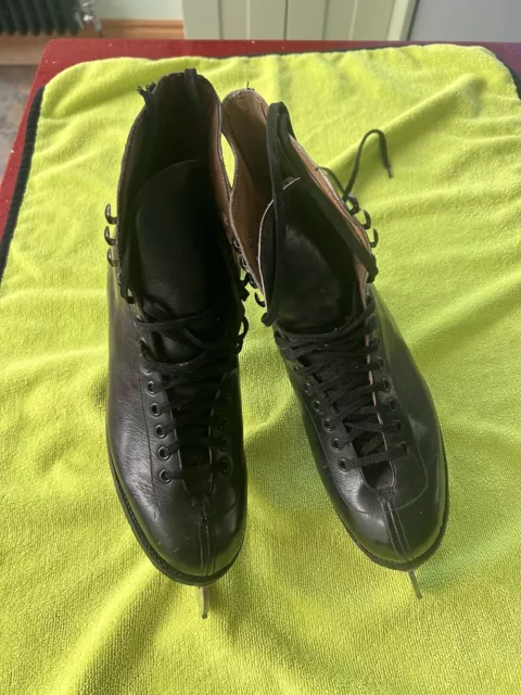 Simlam Popular - Vintage Unisex? Black Leather Ice Skates, Size 7, VGC.