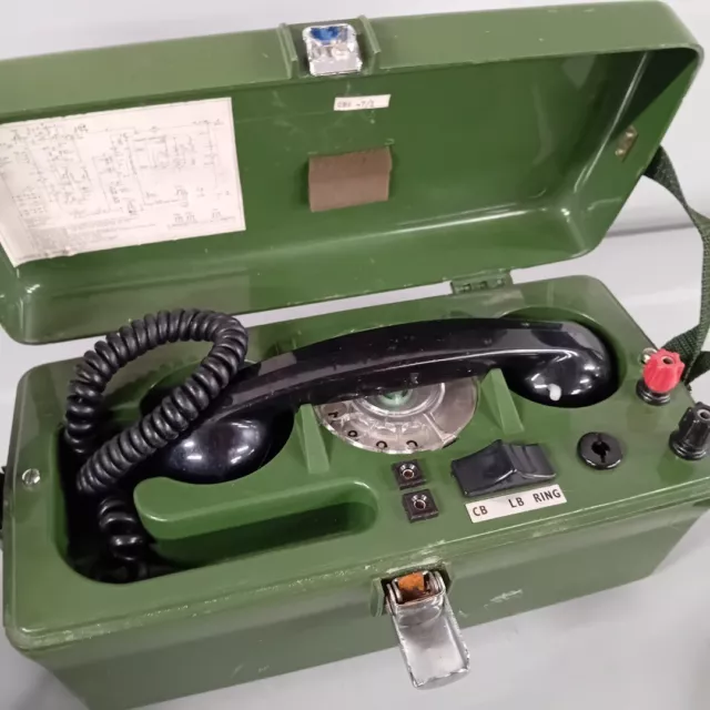 GPO Portable Linesman Test Telephone GNA 77/1 Green Prop Vintage Display -CP
