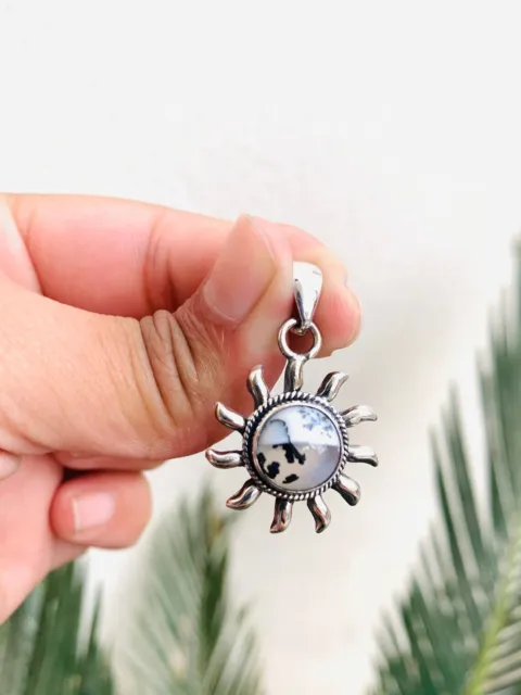 Dendrite Sun pendant,Dendrite Agate Gemstone,Sterling silver 925 Pendant.