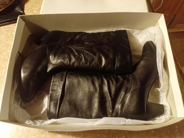Bottes En Cuir Noir André Pointure 39 - Modèle Lucrece Pour Pied Fin - Comme Neuf