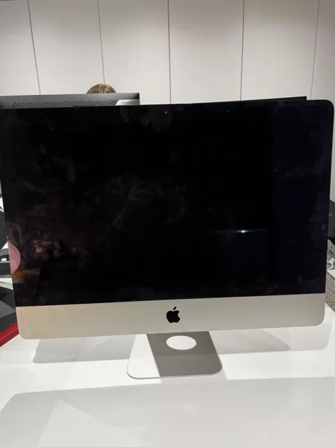 Apple iMac 21.5" (late 2012) i5 quad-core, 1TB HDD, 8GB RAM, Used