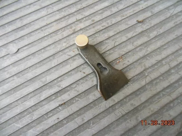 Stanley no.78 rabbet plane blade cap with thumbscrew