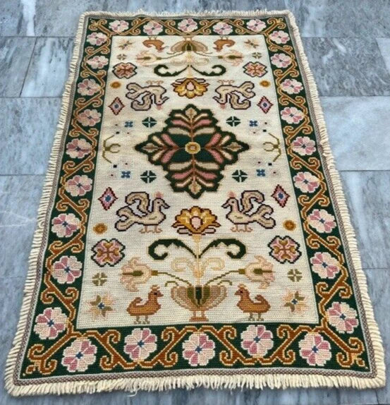 French Style Vintage Aubusson Handmade Boho Aubusson Rug Chain Stitch Rug 2x4 ft