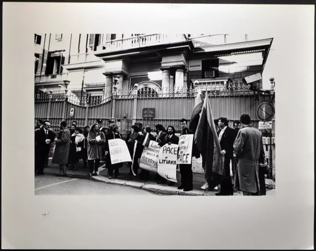 Vintage Press Photo Demonstration Green Against USSR Years 90 FT 2456 - print