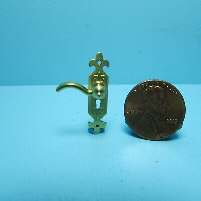Dollhouse Miniature Gold Door Knob with Lever Handle Ornate Design S3074