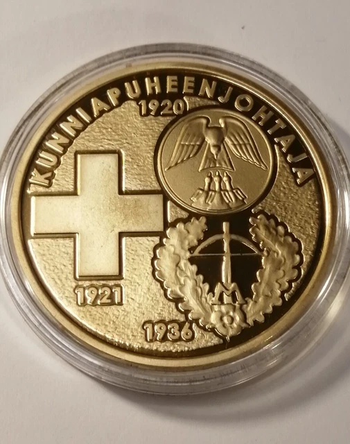 Finland *Commemorative Medal Honorary Chairman -Mannerheim *  UNC *