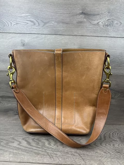 Jigsaw kenton hotsell bucket bag