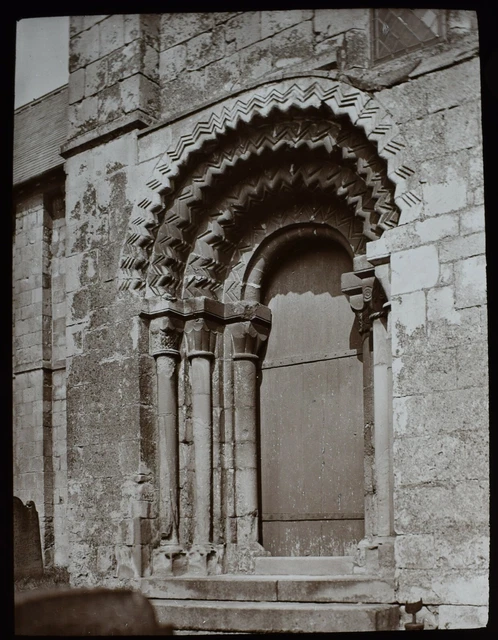 ANTIQUE Magic Lantern Slide NORTH NEWBALD CHURCH DOORWAY C1910 PHOTO YORKSHIRE